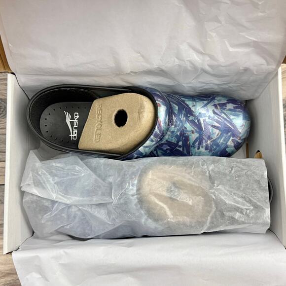 NIB Dansko 40 9.5-10 Professional Patent Leather Clogs Womens 506-130202 - Picture 10 of 11